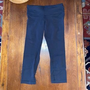 Lululemon wonder under crop